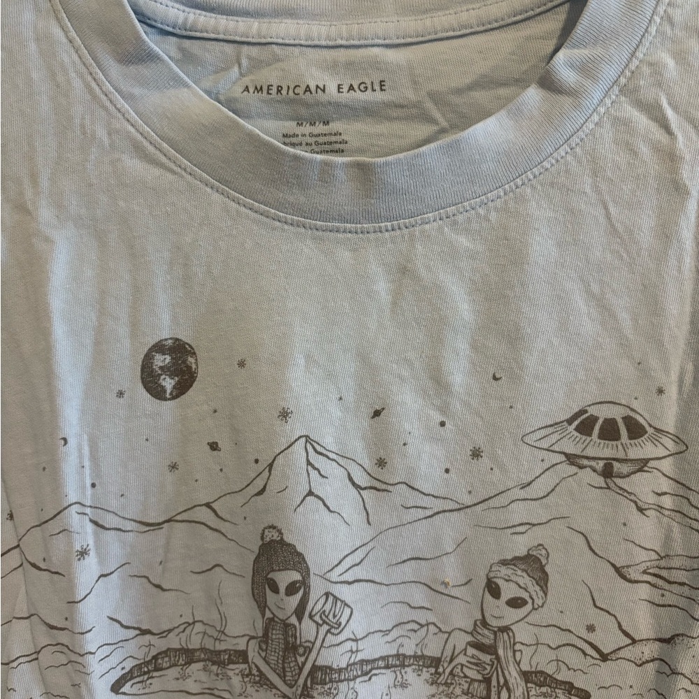 American Eagle Outfitters Light Gray Long Sleeve Tee